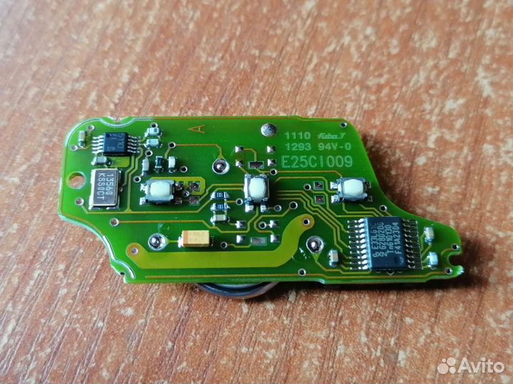 Ключ для Citroen C4 оригинал 3 кнопки