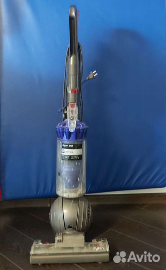 Пылесос Dyson DC 42 allergy на запчасти