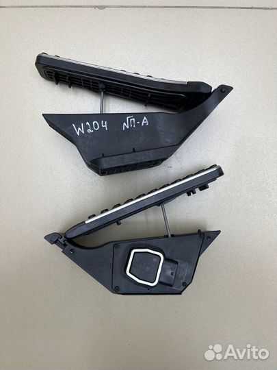 Педаль газа Mercedes C-class W204