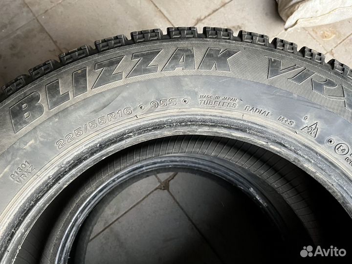 Bridgestone Blizzak VRX 225/55 R16 92S