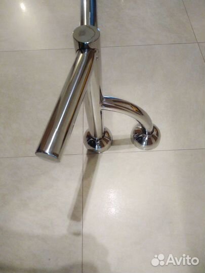 Турник настенный из нержавеющей стали