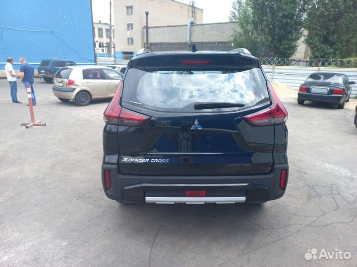 Mitsubishi Xpander Cross, 2022