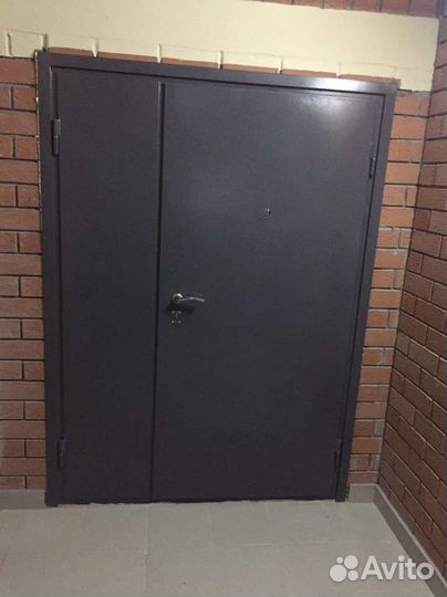 Металлические двери перегородки