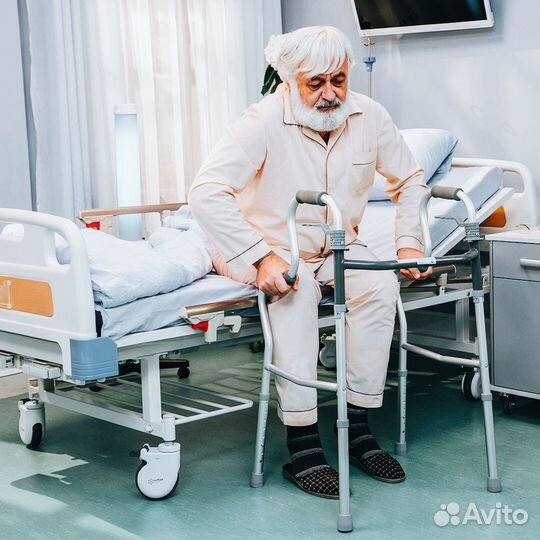 Медицинская кровать