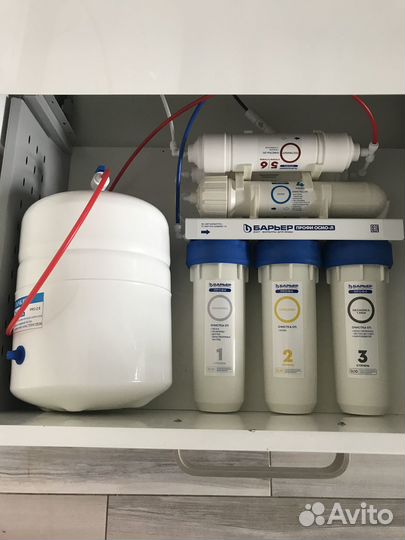 Услуги сантехника. Сантехник. Частный слесарь