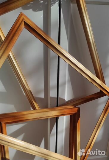 Деревянные рамки для картин