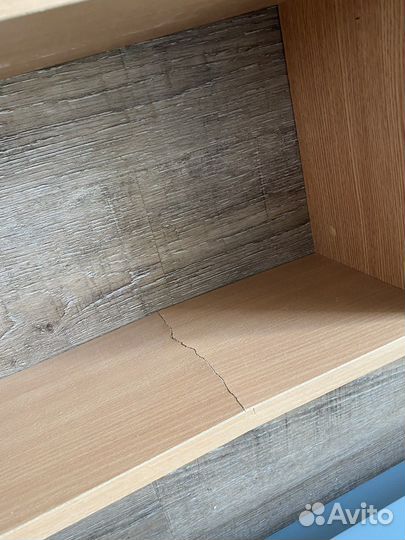 Полка для книг