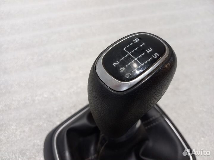 Ручка МКПП с кожухом Rio X-Line (2017 - нв)