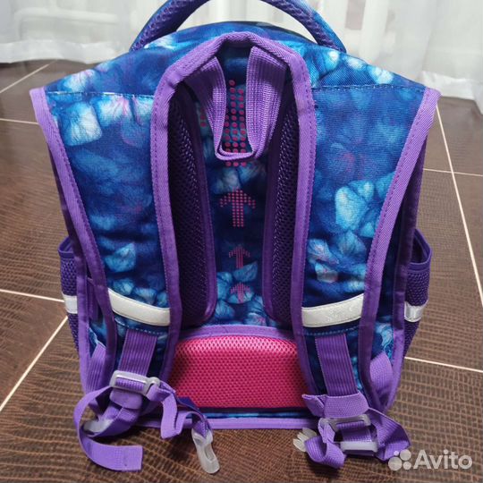 Рюкзак школьный