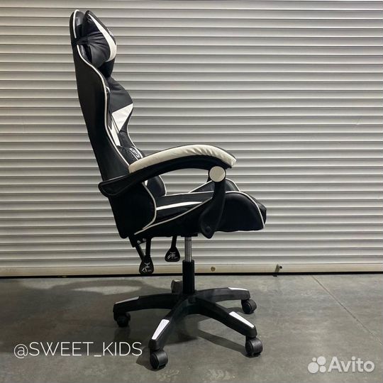 Компьютерное кресло / Игровое кресло