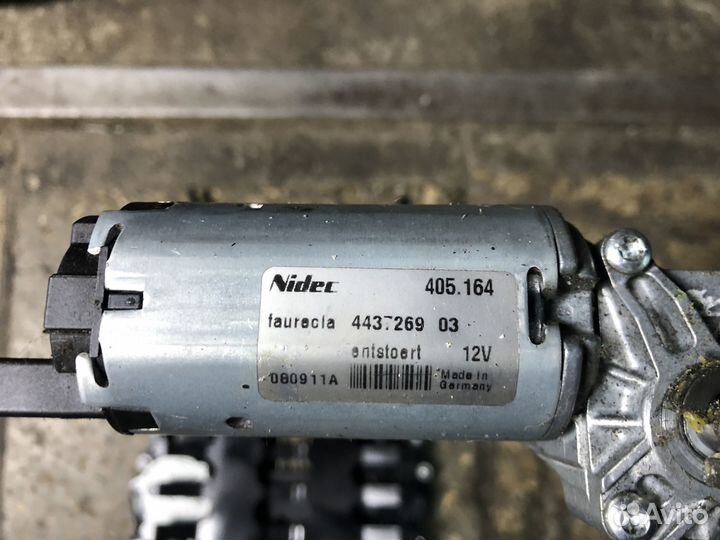 Моторчик сиденья правого Volkswagen Tiguan 08-17