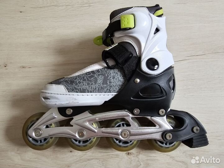 Роликовые коньки раздвижные