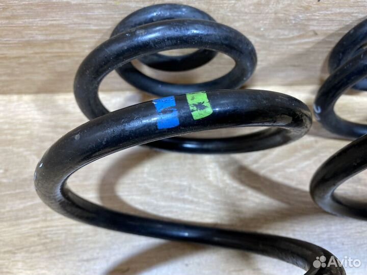 Комплект задних пружин Volkswagen Passat B5 +