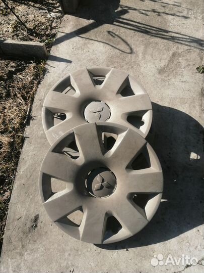 Колпаки на mitsubishi lancer 10