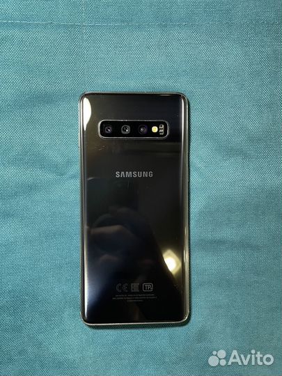 Samsung Galaxy S10, 8/128 ГБ