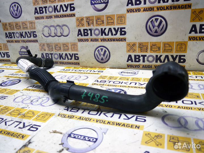 Патрубок радиатора верхний Вольво S60-2 V60