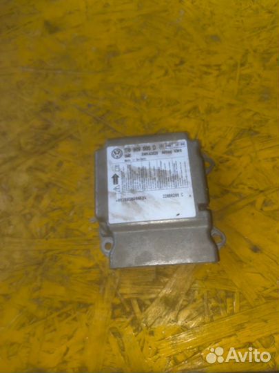 Блок управления аирбаг Volkswagen Touran 1T2 1.6