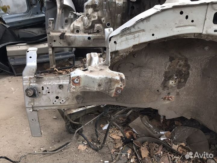 Передний лонжерон Hyundai Solaris