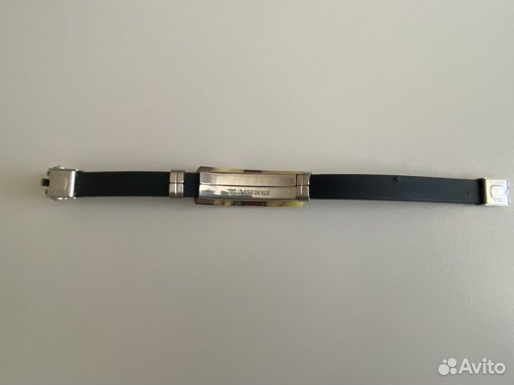 Браслет с янтарем из каучука