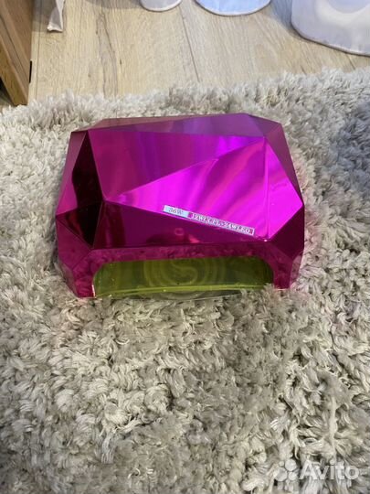 Лампа для ногтей