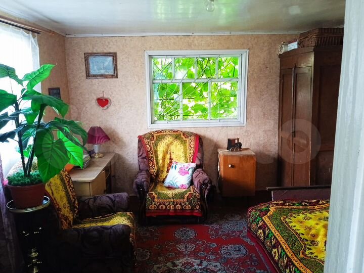 Дача 10 м² на участке 6 сот.