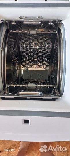 Стиральная машина с вертикальной загрузкой