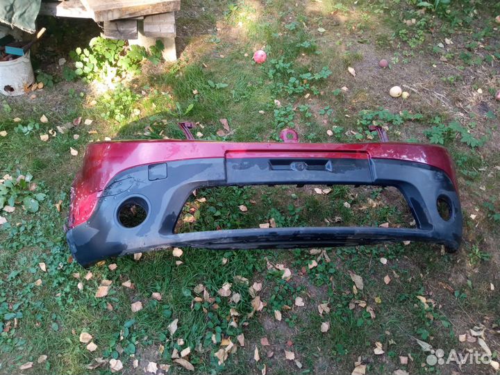 Бампер renault sandero1