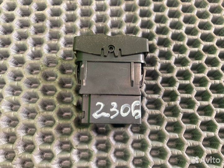 Выключатель клавишный MAN TGS