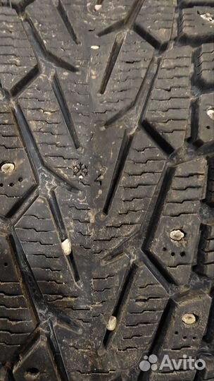 Nokian Tyres Hakkapeliitta 7 245/45 R18 100T