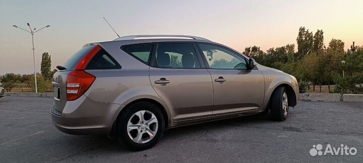 Kia Ceed 1.6 AT, 2009, 262 000 км