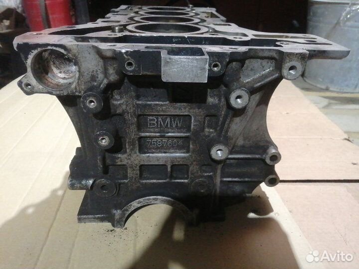 Блок двс Bmw 5-Series F10 N20B20A 2012