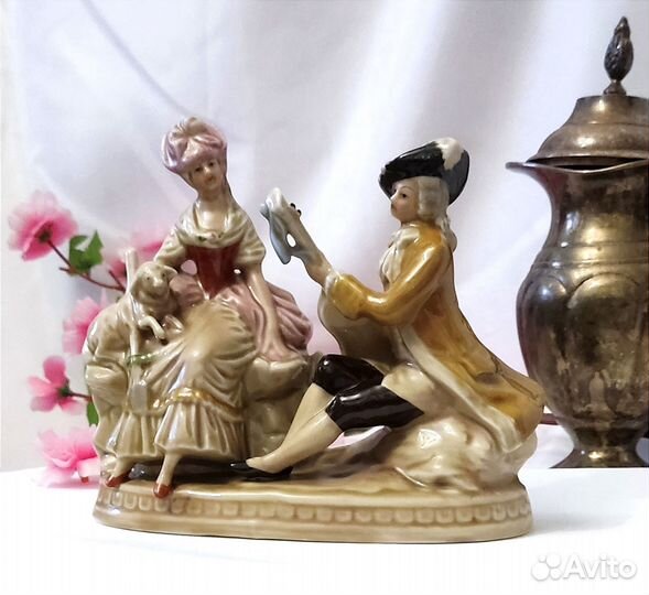 Статуэтка фарфоровая Германия, 70-е годы прошлого