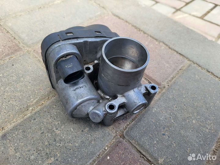 Дроссельная заслонка