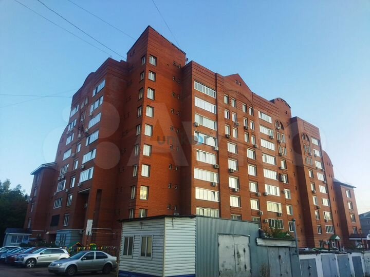 3-к. квартира, 157 м², 6/9 эт.