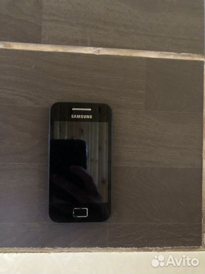 Телефон Samsung