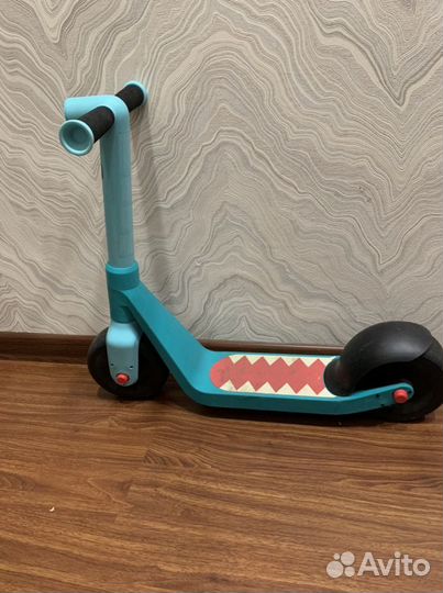 Самокат детский razor wild ones shark