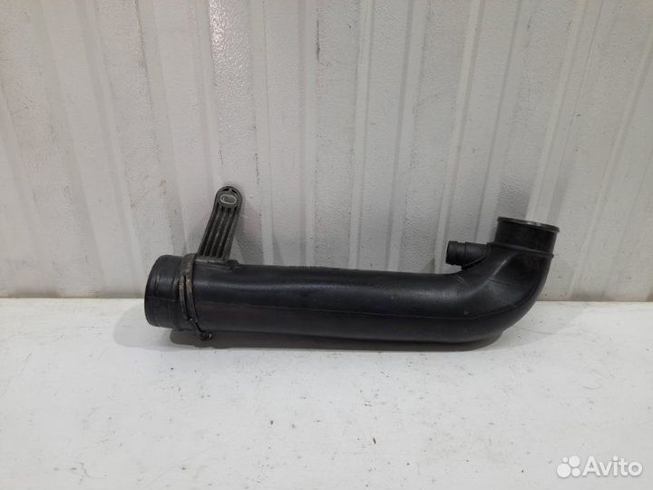 Патрубок интеркулера Volkswagen Passat Cc 1.8 cdab