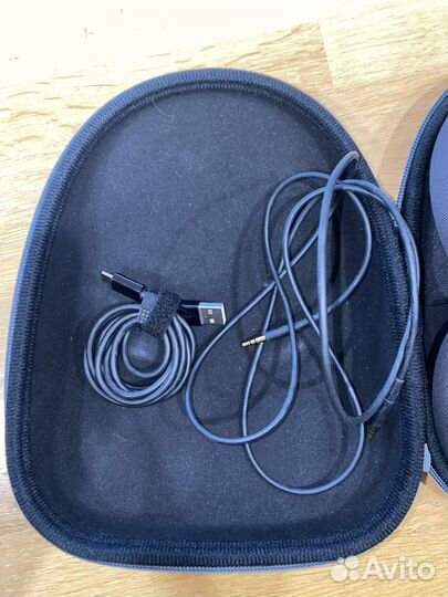 Беспроводные наушники Bowers & Wilkins PX7