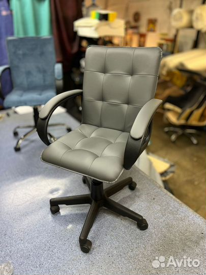 Компьютерное кресло