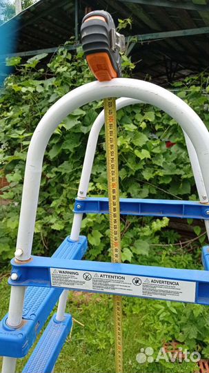 Лестница для бассейна бу