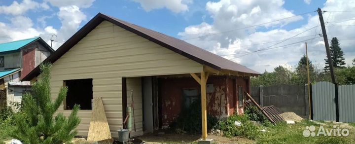 Бригада строителей