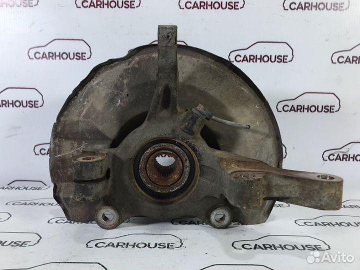 Кулак поворотный передний правый Mitsubishi Lancer