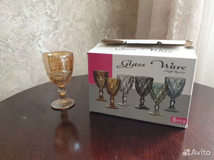 Рюмки на ножке