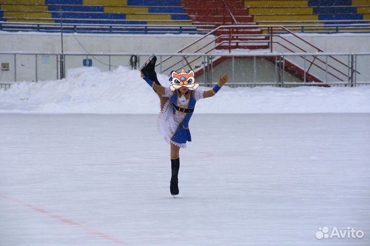 Костюм для фигурного катания