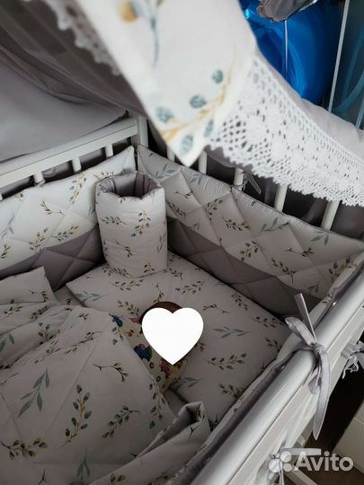 Набор в детскую кроватку