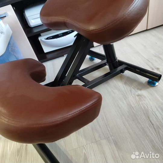 Ортопедический коленный стул