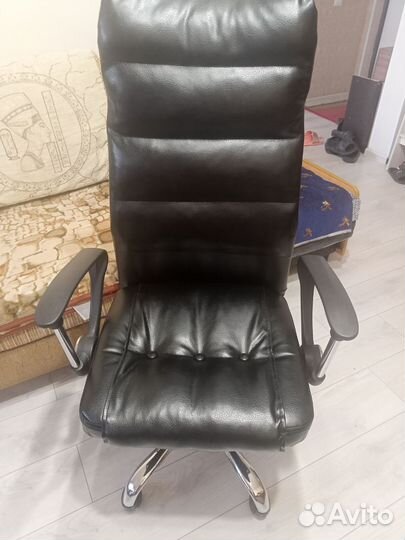 Компьютерное кресло отличном состоянии