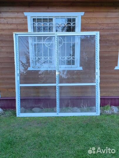 Окно-дверь раздвижное