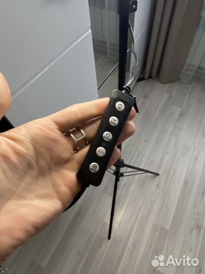 Кольцевая лампа со штативом