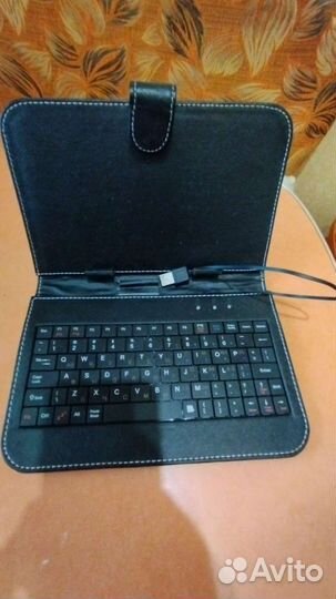 Чехол для планшета с клавиатурой